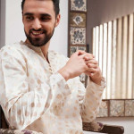 Dua Men White & Gold Toned Woven Design Jashn Kurta with Pyjamas